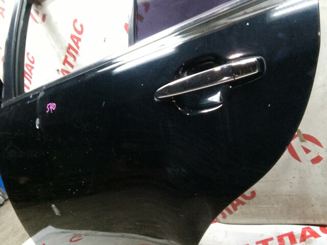 Дверь TOYOTA Camry 