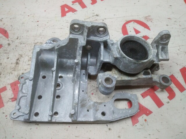 Подушка ДВС NISSAN X-Trail MR20-DE