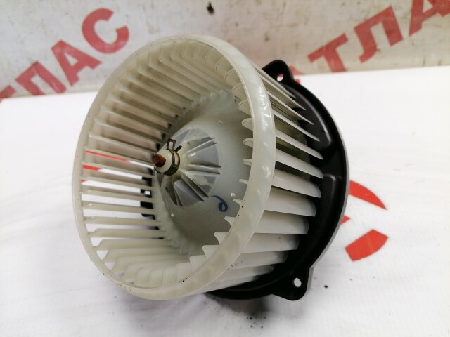 Моторчик печки TOYOTA Avensis 