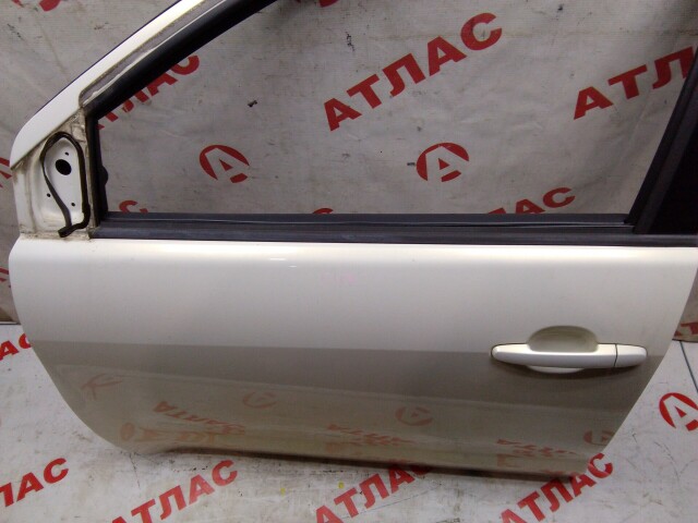 Дверь TOYOTA Ist 