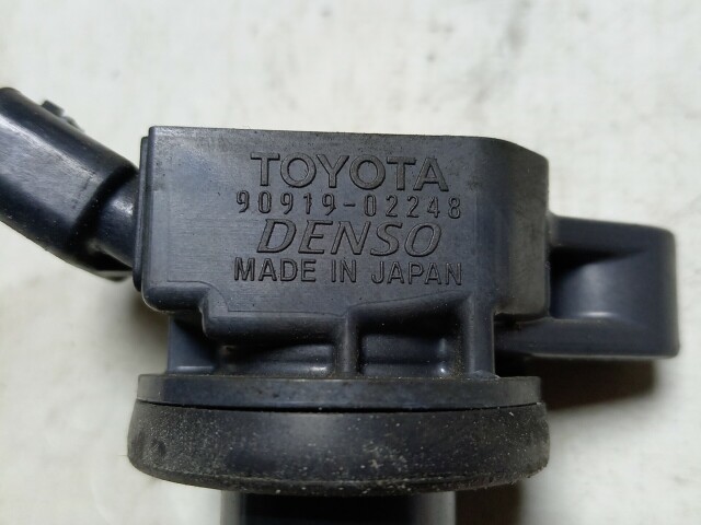 Катушка зажигания TOYOTA Corolla Runx 
