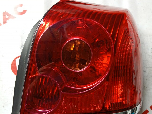 Стоп TOYOTA Avensis 