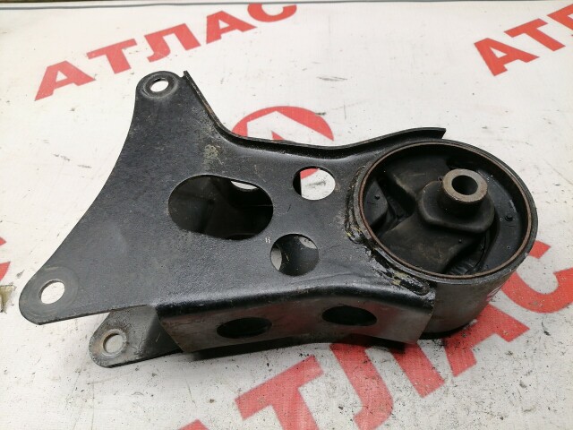 Подушка ДВС NISSAN Primera 
