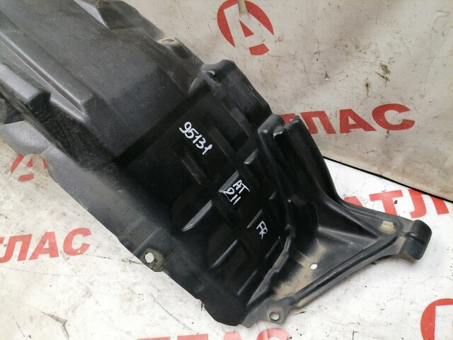 Подкрылок TOYOTA Caldina 