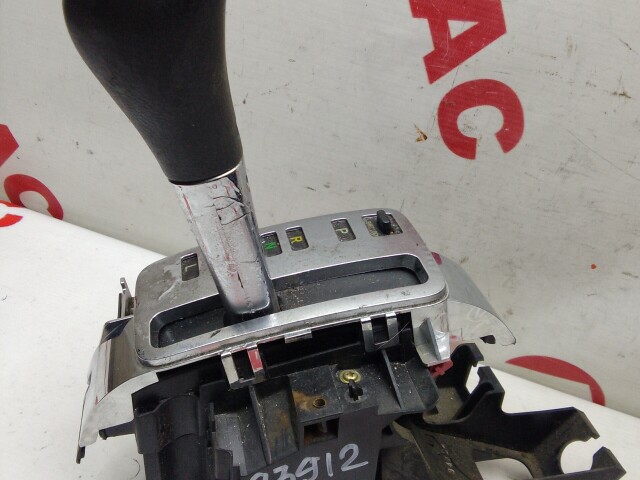 Рычаг КПП TOYOTA Corolla 