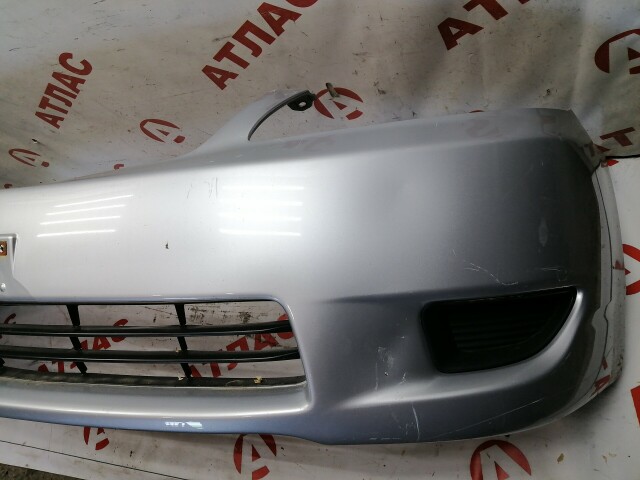 Бампер передний TOYOTA Corolla Fielder 