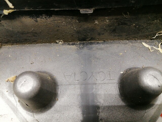 Бампер передний TOYOTA Ractis 