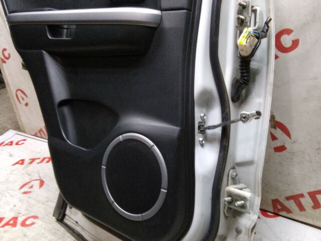 Дверь SUZUKI Escudo 