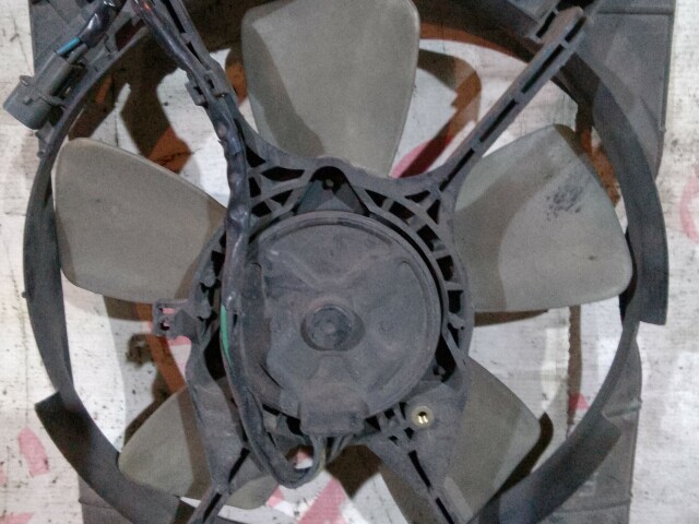 Диффузор MITSUBISHI Diamante 