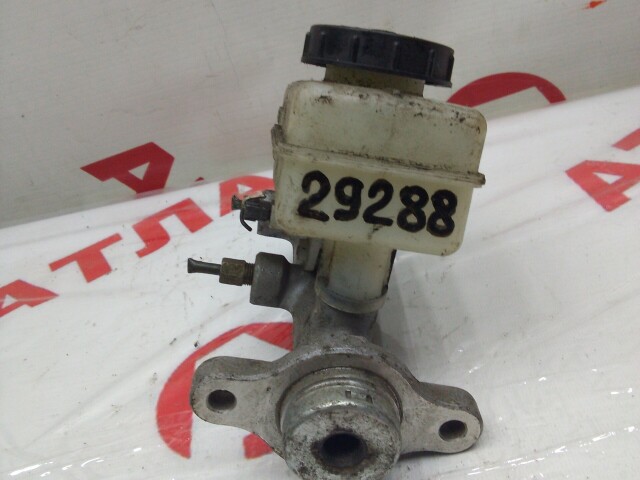 Главный тормозной цилиндр NISSAN Skyline 