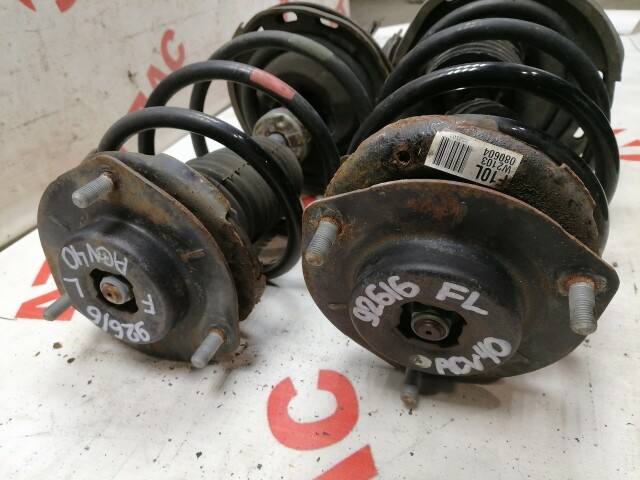 Стойка TOYOTA Camry 