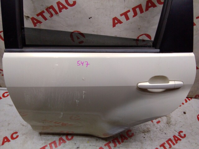 Дверь TOYOTA Ist 