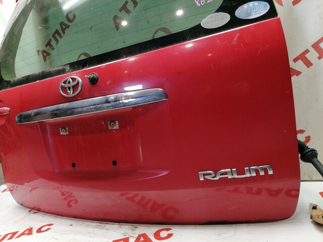 Дверь багажника TOYOTA Raum 