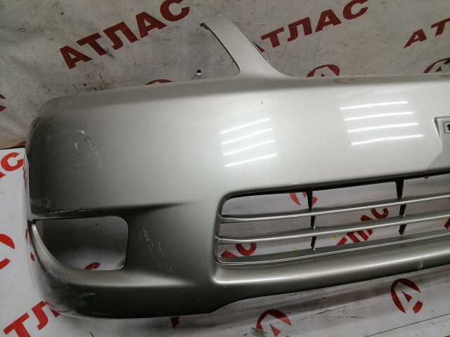 Бампер передний TOYOTA Corolla 