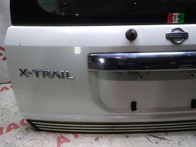 Дверь багажника NISSAN X-Trail 