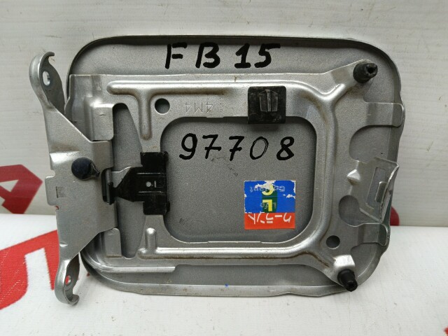 Лючок бензобака NISSAN Sunny 