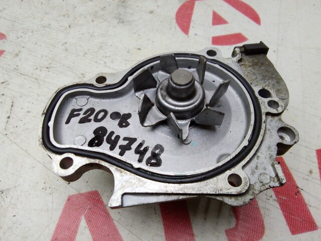 Помпа HONDA Accord F20B