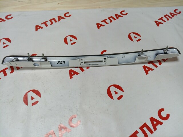 Накладка багажника TOYOTA Avensis 