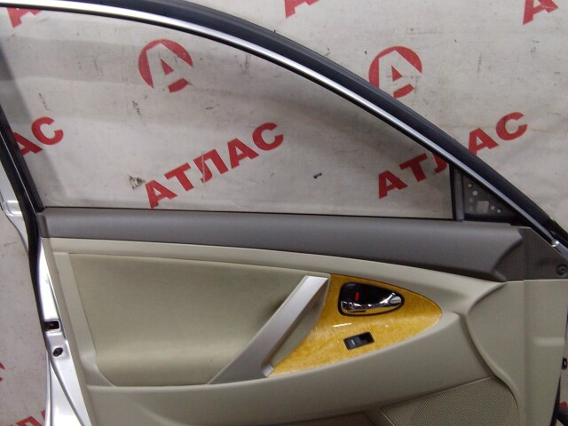 Дверь TOYOTA Camry 
