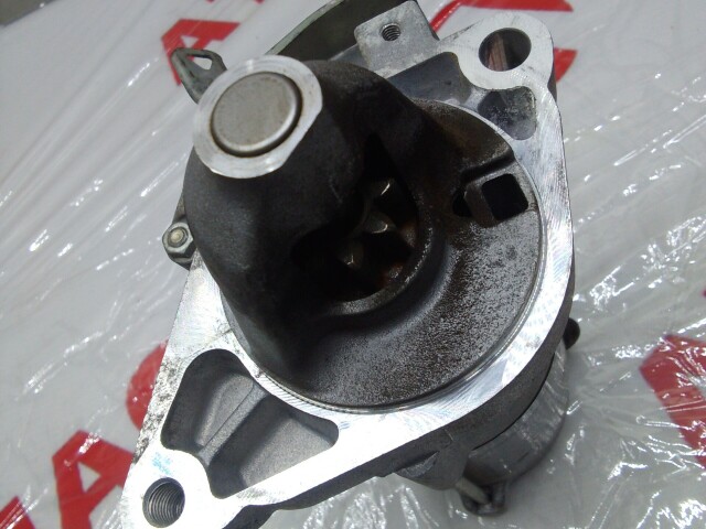 Стартер TOYOTA Vitz 1KR-FE