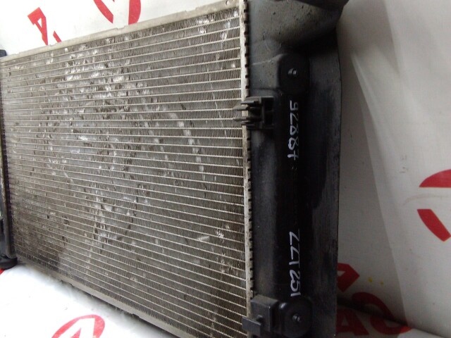 Радиатор охлаждения TOYOTA Avensis 1ZZ-FE