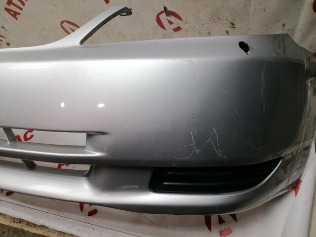 Бампер передний TOYOTA Corolla Fielder 