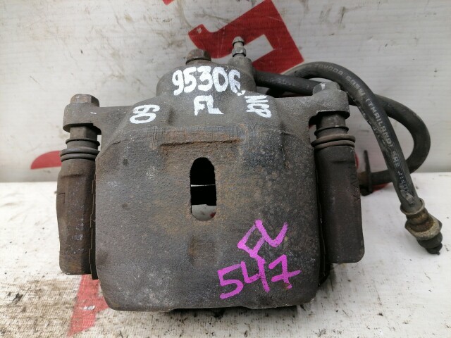 Суппорт TOYOTA Ist 