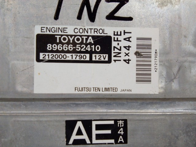 Компьютер TOYOTA Ist 1NZ-FE