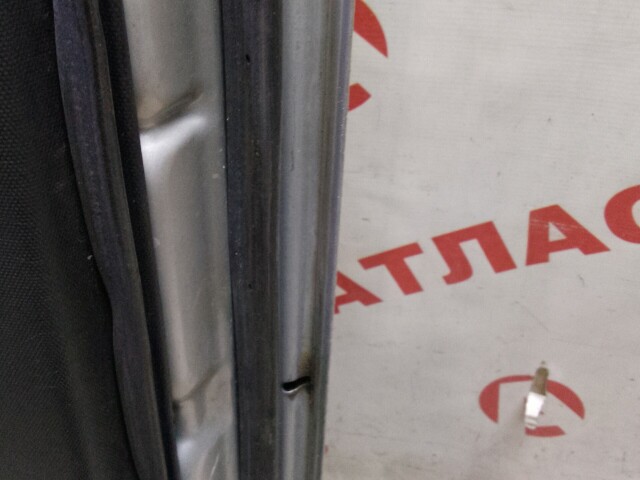 Дверь TOYOTA Ist 