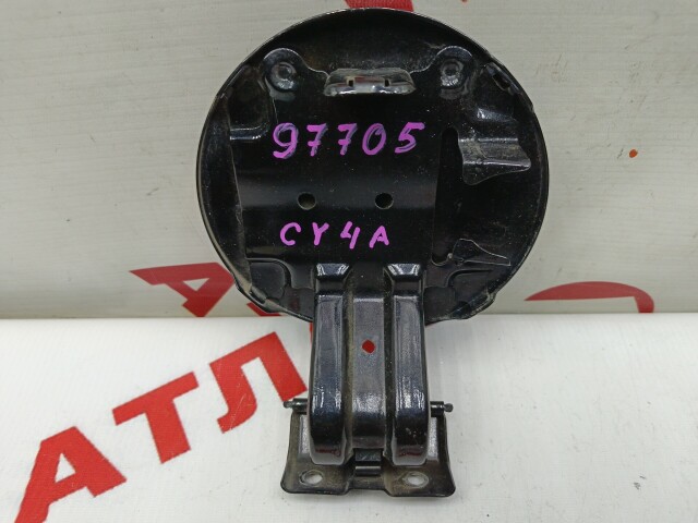 Лючок бензобака MITSUBISHI Galant Fortis 