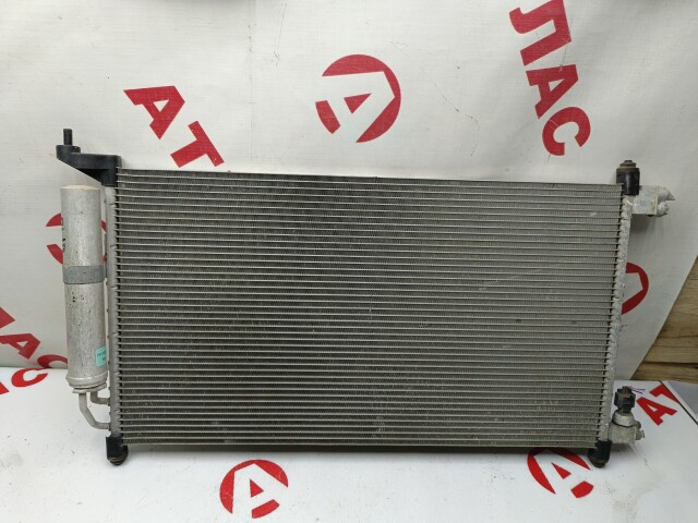 Радиатор кондиционера NISSAN Juke 