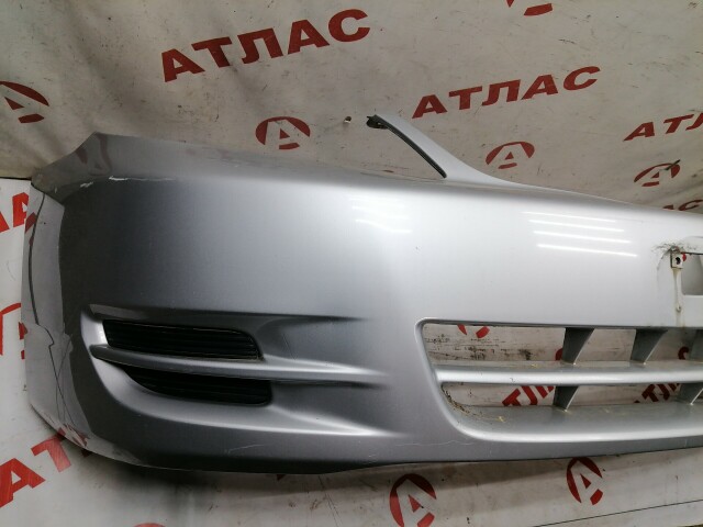 Бампер передний TOYOTA Corolla Fielder 