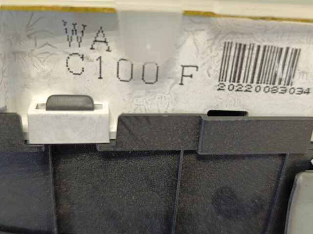 Щиток приборов MAZDA Premacy 