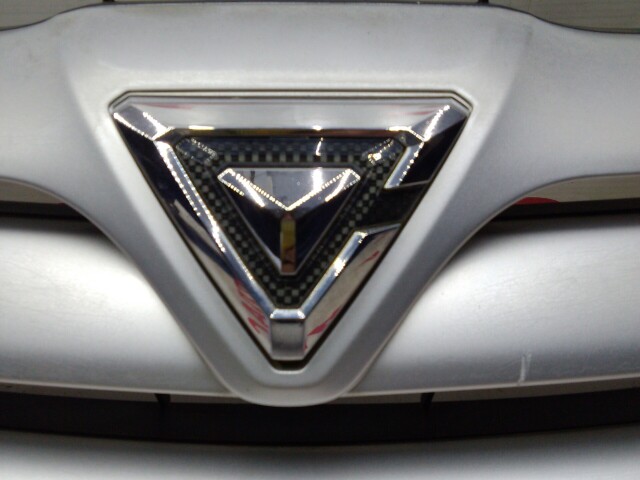 Решетка радиатора TOYOTA Caldina 