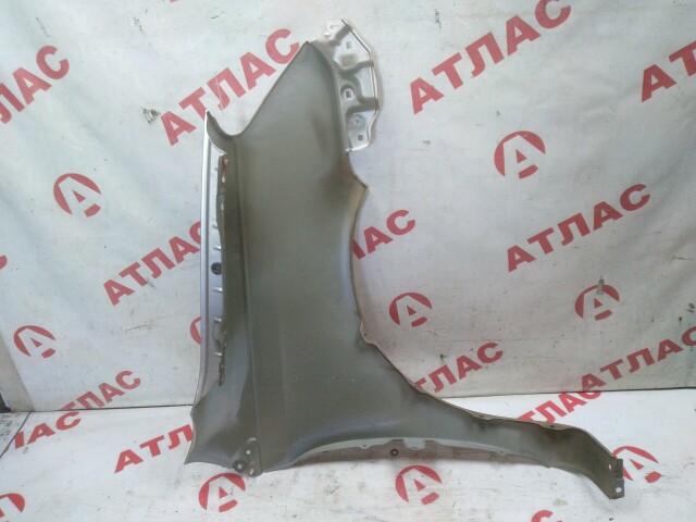 Крыло TOYOTA Platz 