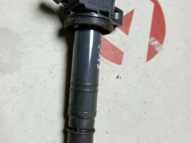 Катушка зажигания TOYOTA Corolla Runx 