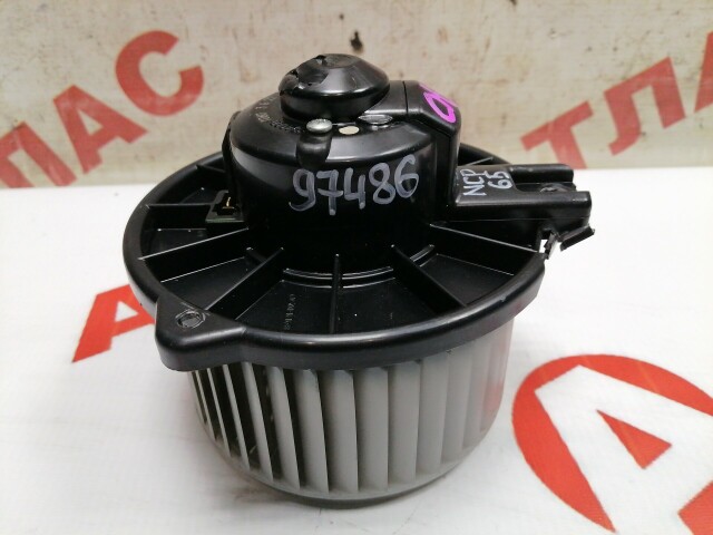 Моторчик печки TOYOTA Ist 