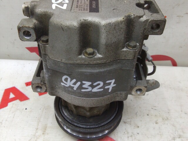 Компрессор кондиционера TOYOTA Vitz 1SZ-FE