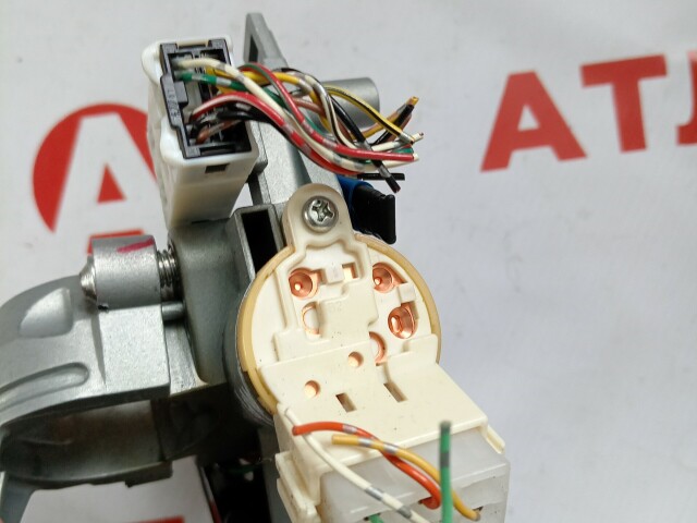 Замок зажигания MITSUBISHI Outlander 