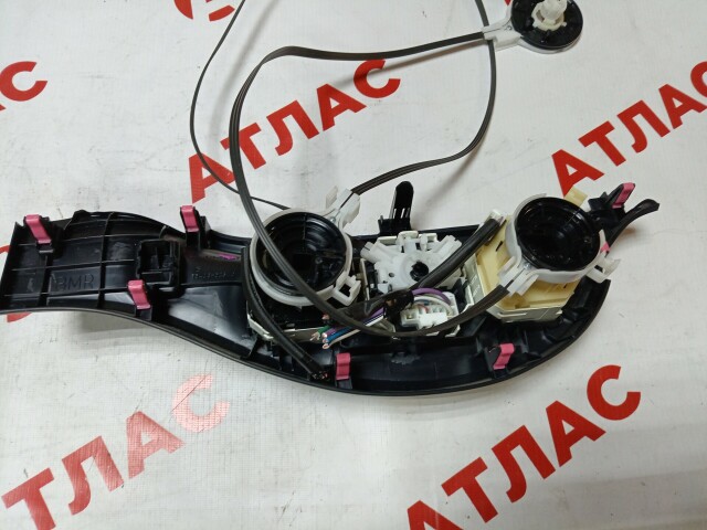 Блок управления печкой и кондиционером TOYOTA Vitz 