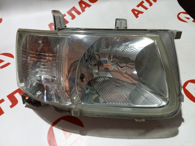 Фара TOYOTA Succeed 