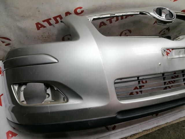 Бампер передний TOYOTA Avensis 