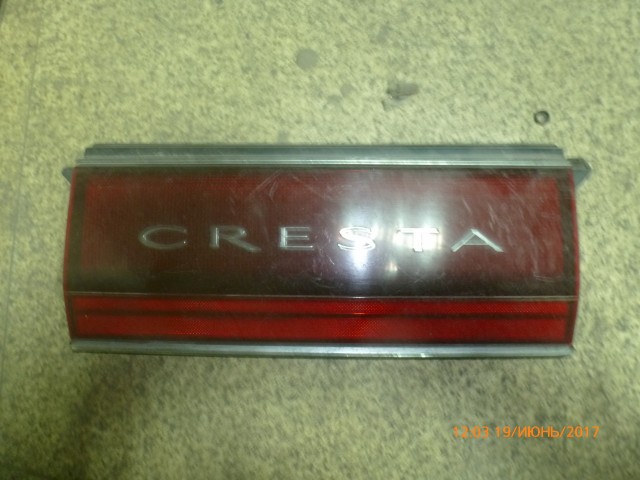 Вставка багажника TOYOTA Cresta 