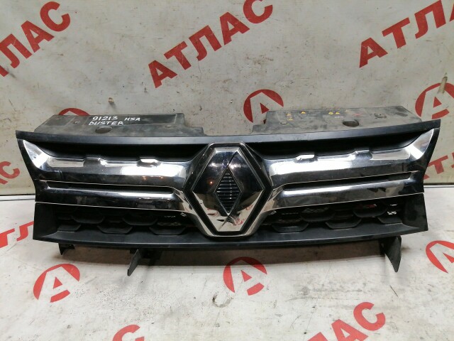 Решетка радиатора RENAULT Duster 