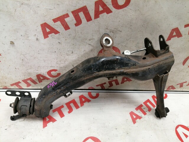 Рычаг TOYOTA Avensis 