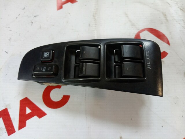 Блок управления стеклоподъемниками TOYOTA Avensis 