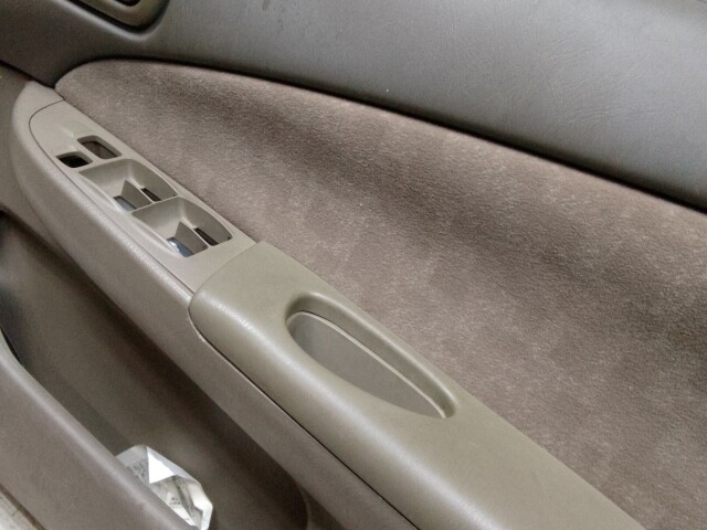 Дверь NISSAN Sunny 