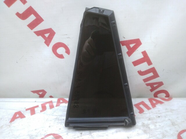 Треугольник (стекло) TOYOTA RAV4 