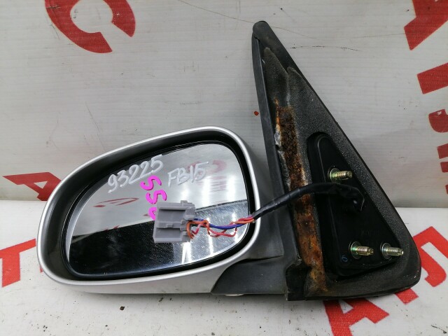 Зеркало NISSAN Sunny 