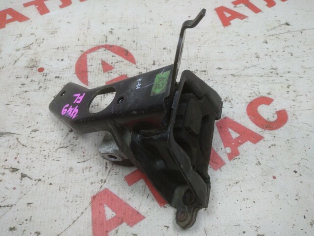 Подушка ДВС TOYOTA Vitz 1KR-FE